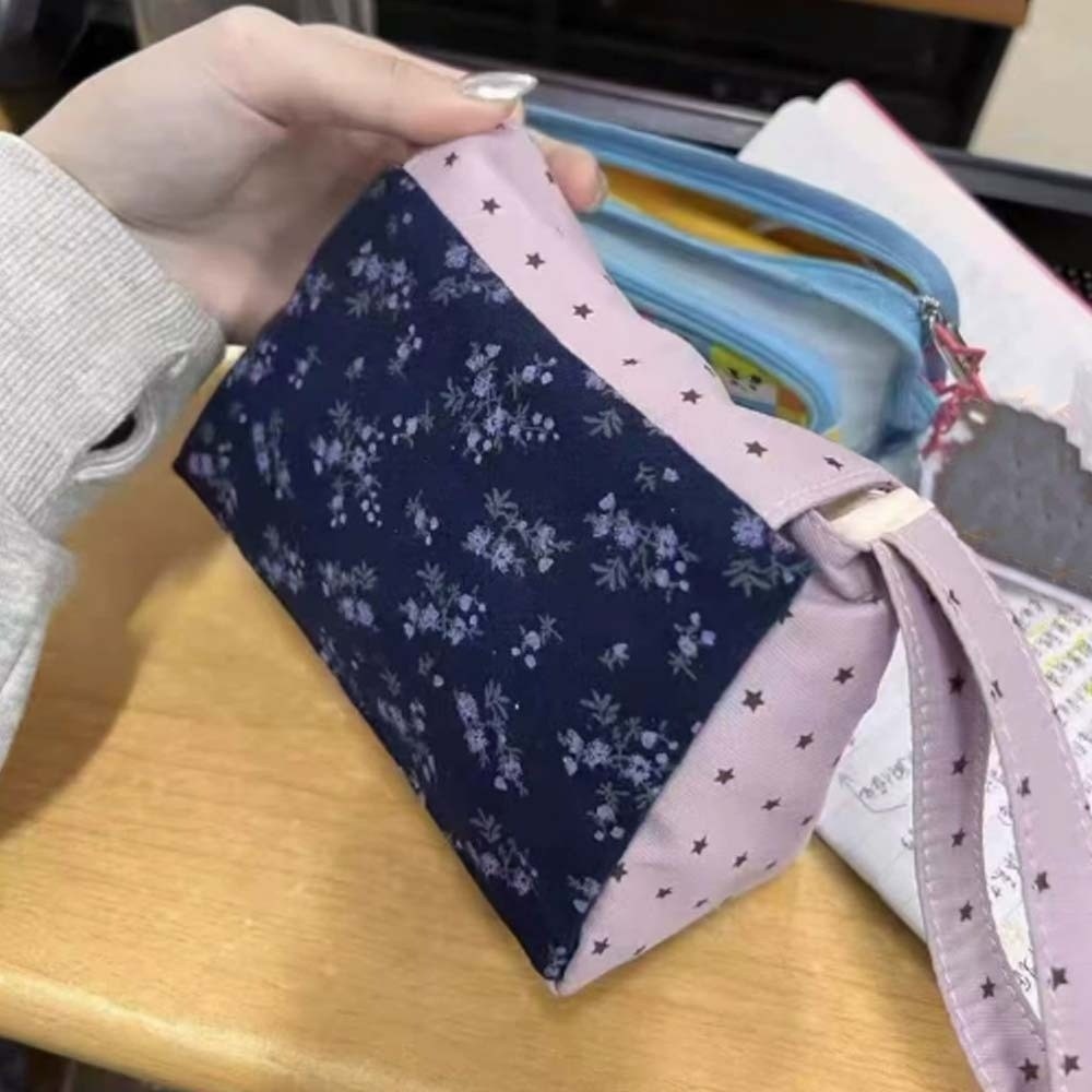 Lifestyle Of Korean - Purple Print Floral Makeup Bag Star